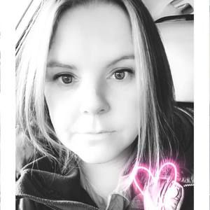 Meet your Posher, Elissa